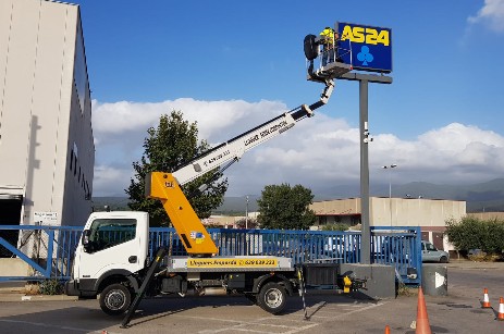 Alquiler de plataformas elevadoras.